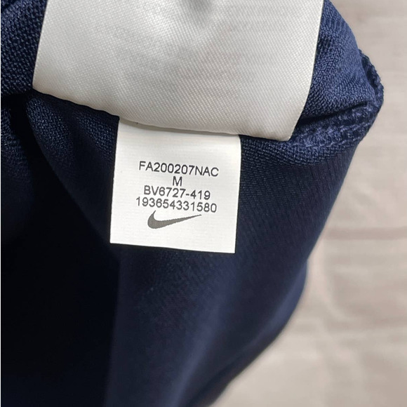 Nike Dri-Fit Challenge 3 Navy Soccer Jersey Women’s Size Medium (BV6727-419) - Picture 9 of 10